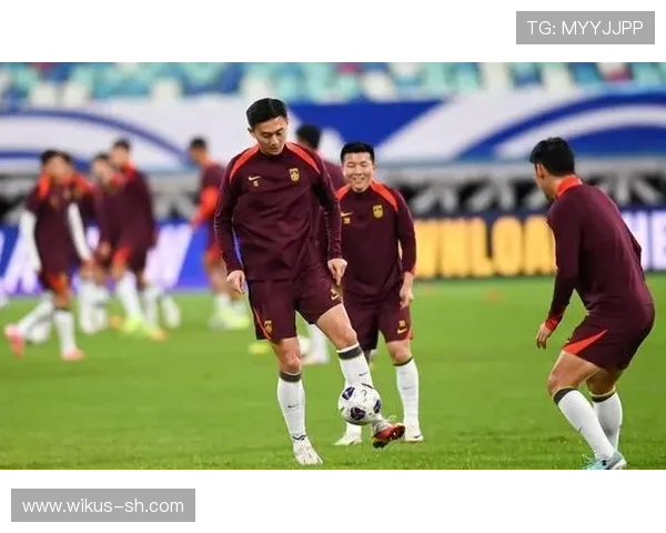 中国男足世预赛关键战来临年轻球员成胜负变量主教练战术调整引关注